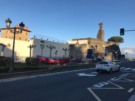 Estátua Juan Sebastián Elkano